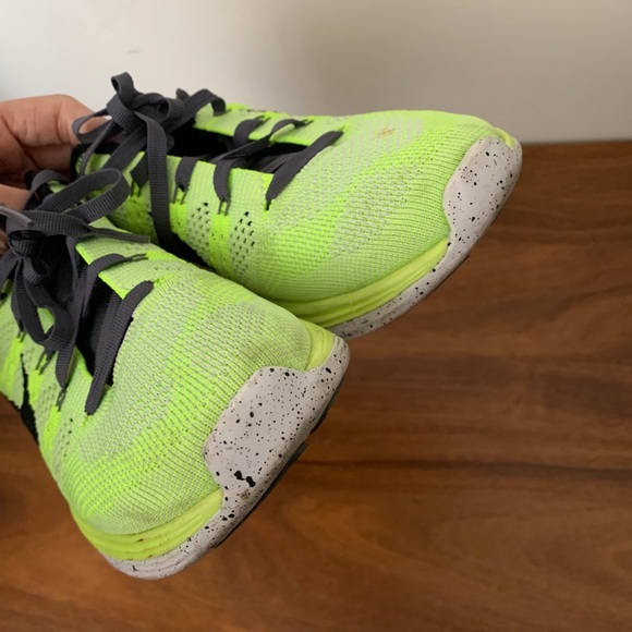 Nike Flyknit One Neon Yellow Sneakers 7.5 - Picture 4 of 9
